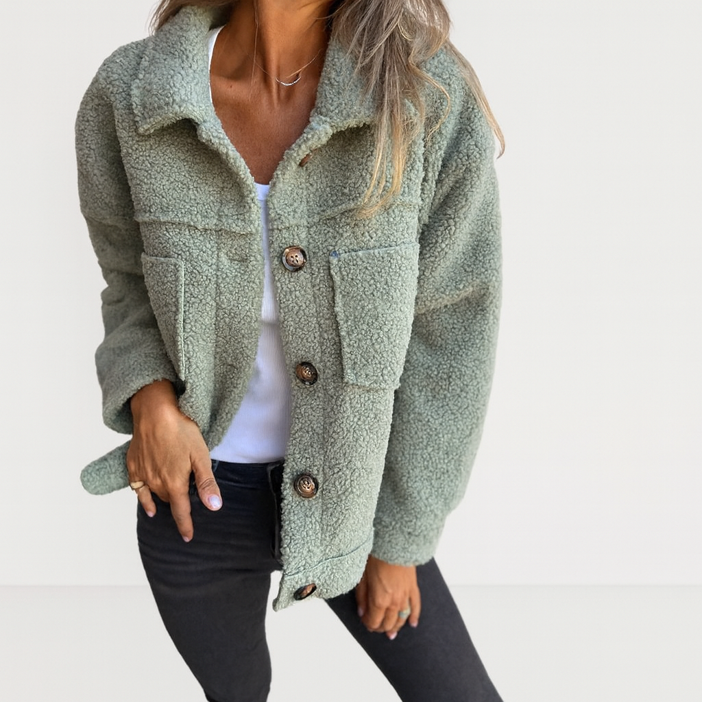 Short jacket with lapels